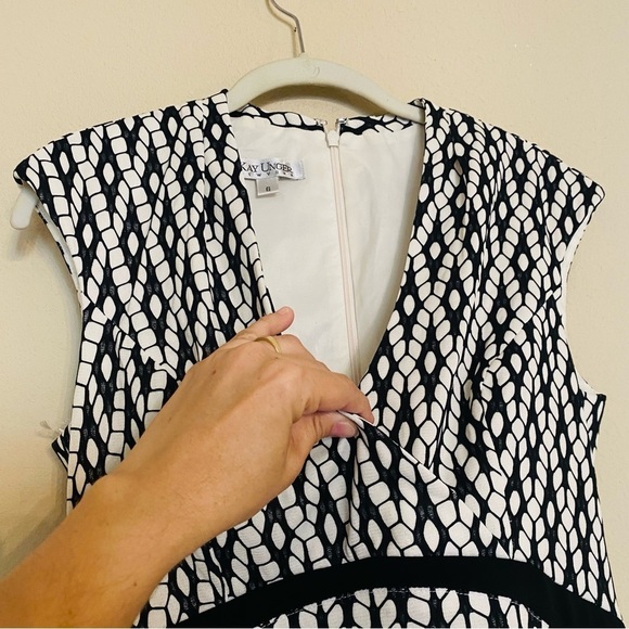 Kay Unger Black and White Sleeveless Dress Size 6 - Picture 5 of 16